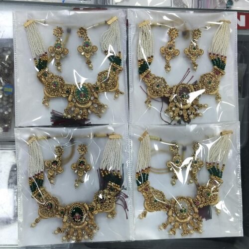 Heritage polish pearl rajwadi choker