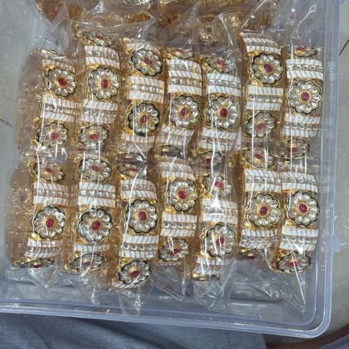 Rajwadi white flower design bangle set Size 2.6