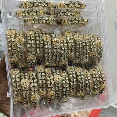 Kundan bangles set size 2.4